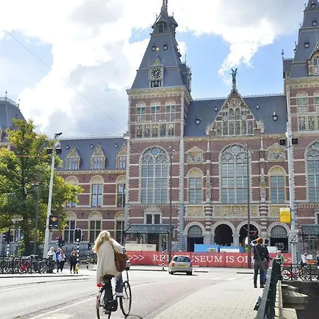 Bed & Breakfast Cosy Loft View Rijksmuseum *